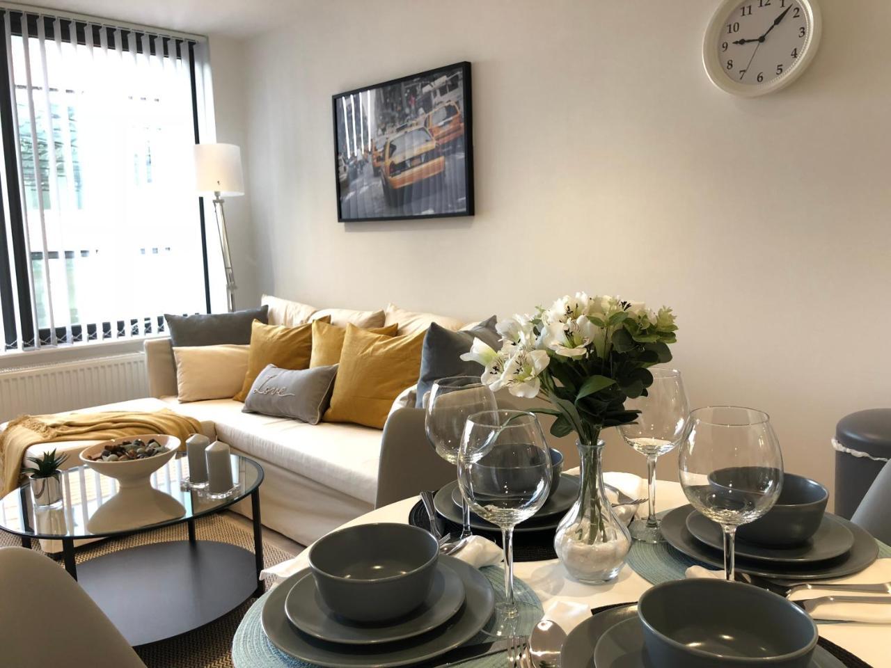 Boutique Collection In Reading By Creatick Apartamento Exterior foto
